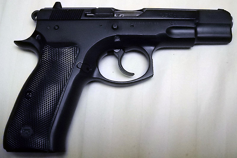 CZ 75B, right side